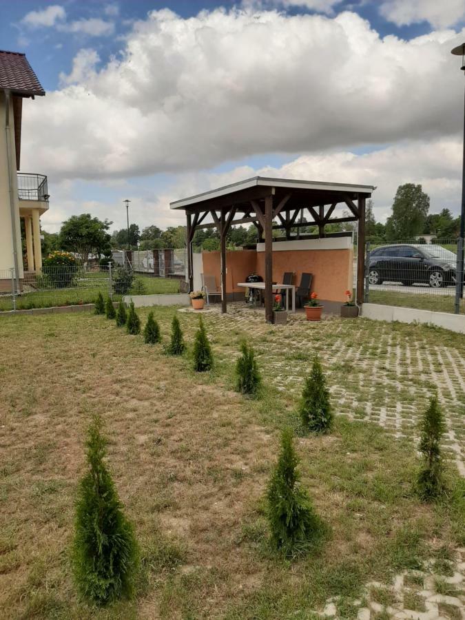 Am Bahnhof Lägenhet Werneuchen Exteriör bild